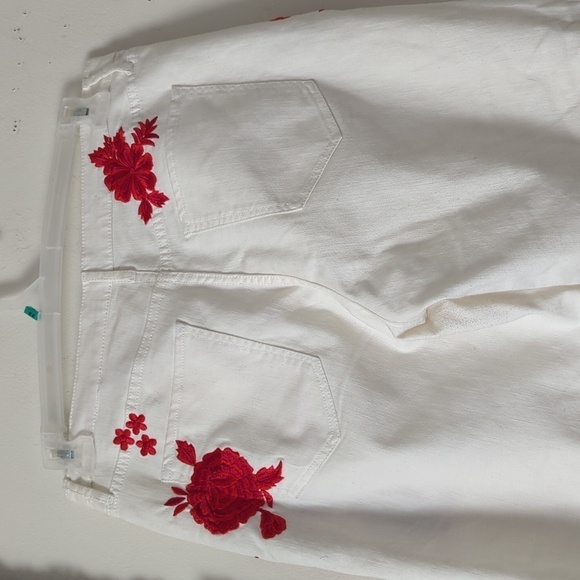 Banana Republic Wide Leg Embroidered Jeans - Picture 5 of 12